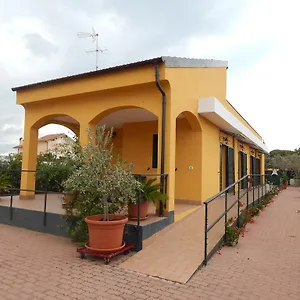 Il Melograno Alloggio per agriturismo Albenga