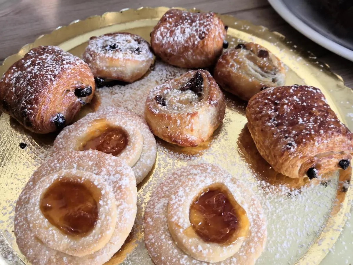 Hotel Iride Suite & Breakfast- Ideale Per Famiglie E Coppie Riccione