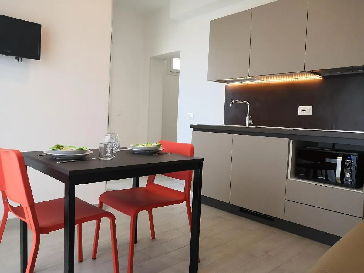 Hotel Iride Suite & Breakfast- Ideale Per Famiglie E Coppie Riccione