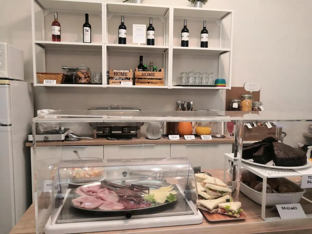 Hotel Iride Suite & Breakfast- Ideale Per Famiglie E Coppie Riccione Italy