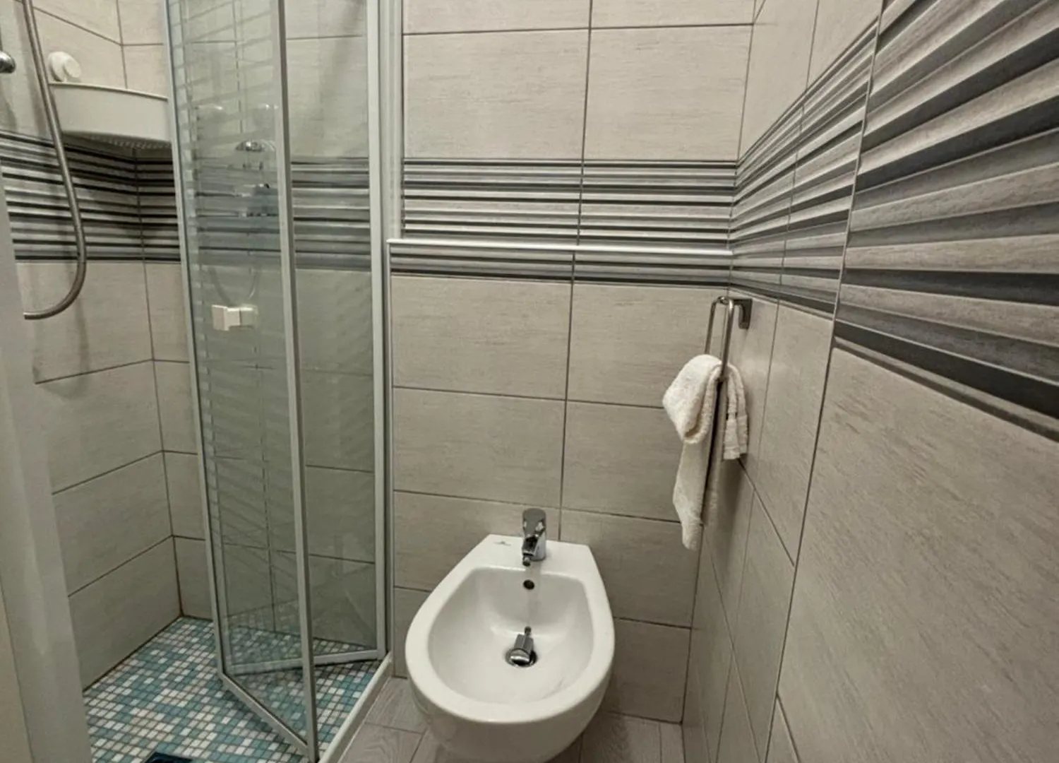 Hotel Iride Suite & Breakfast- Ideale Per Famiglie E Coppie Riccione