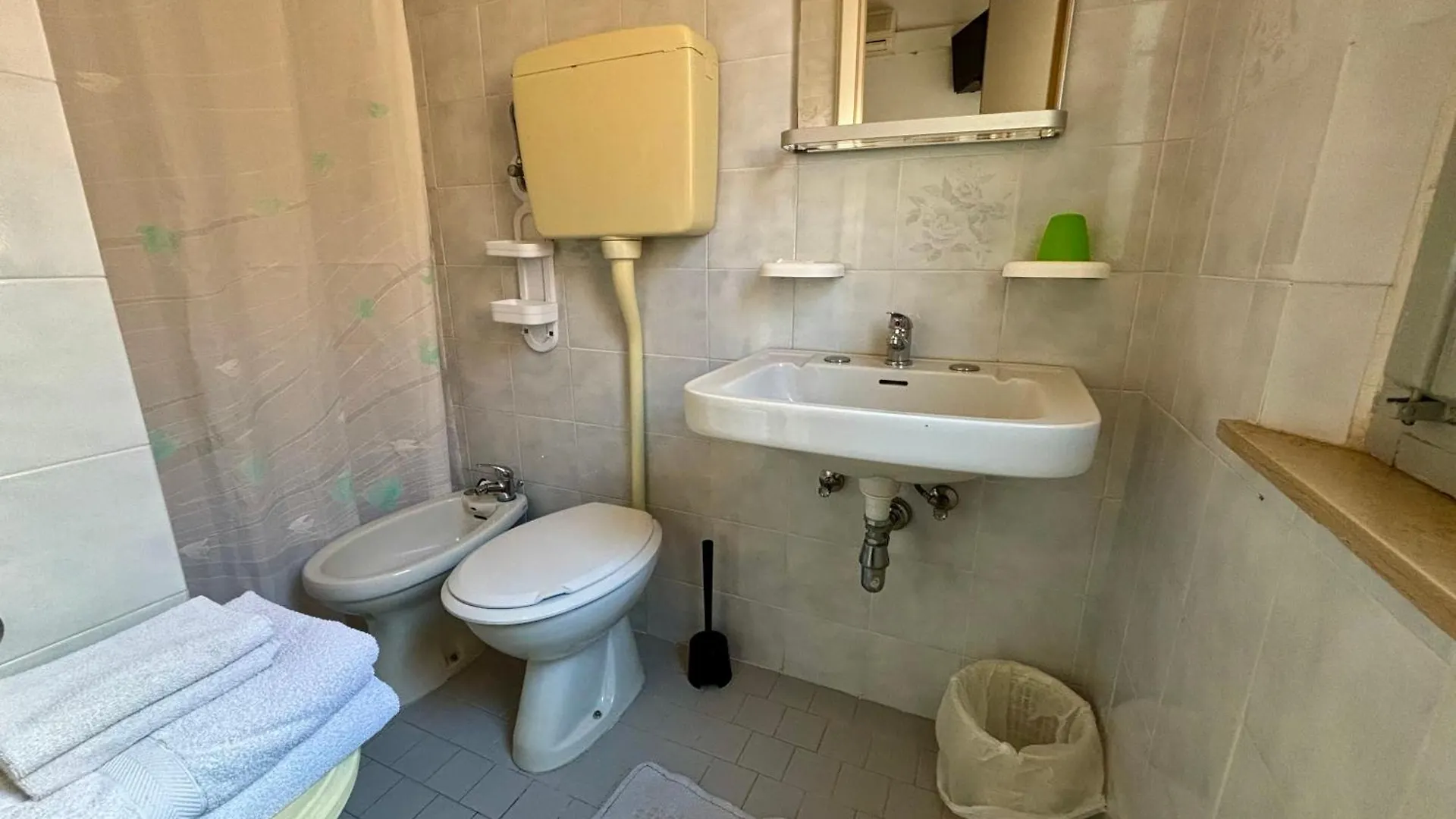 Hotel Iride Suite & Breakfast- Ideale Per Famiglie E Coppie Riccione