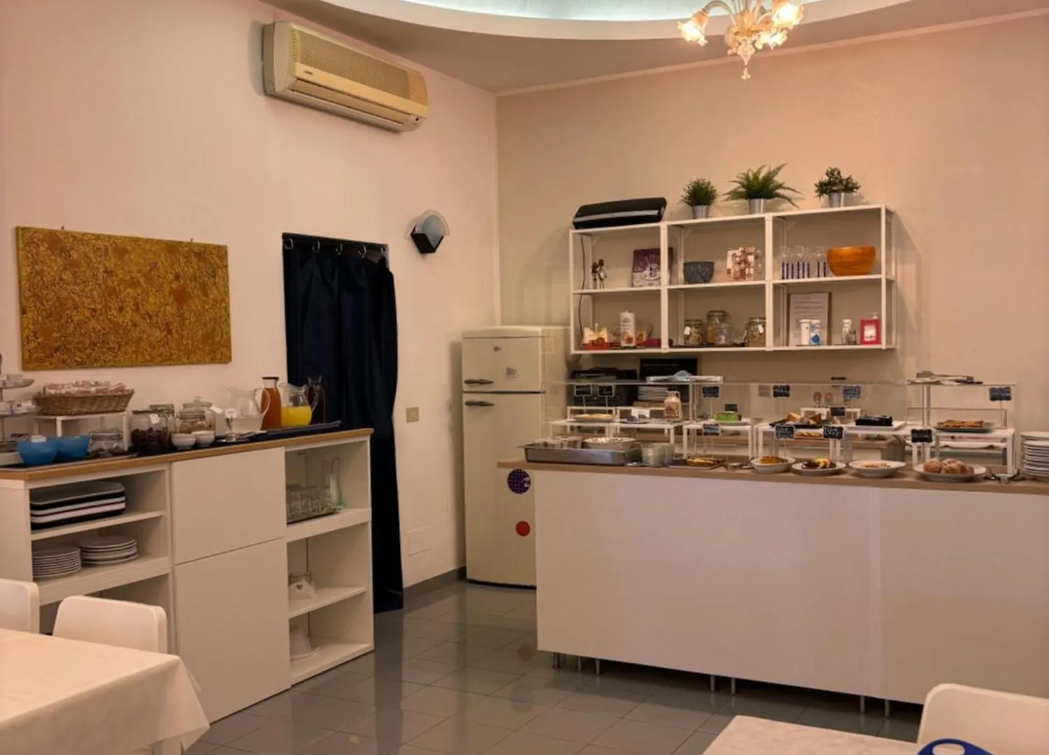 Hotel Iride Suite & Breakfast- Ideale Per Famiglie E Coppie Riccione